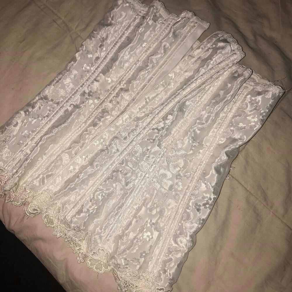 White corset✨